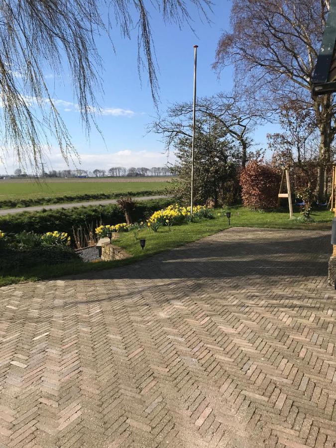 B&B De Danser Klaaswaal Exterior photo